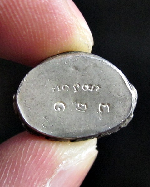 พระกริ่งบารมี (กริ่งญาณเล็ก) เนื้อเงินก้นเงิน ปี36 หมายเลข12 3