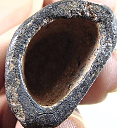 รูปหล่อพระพุทธเนื้อชินกรอบ ๑ นิ้ว