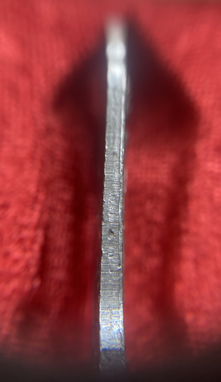 เหรียญพระพุทธ 25 ศตวรรษ เนื้อชินฯ พิมพ์พระศกจุด (พร้อมก่องเดิม)