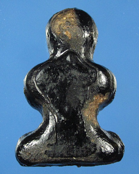 พระปิดตาหลวงพ่อทองสุข พิมพ์ชลูด ยุคปลาย พิมพ์ทรงจัดว่าสวยงาม แท้ดูง่ายครับ