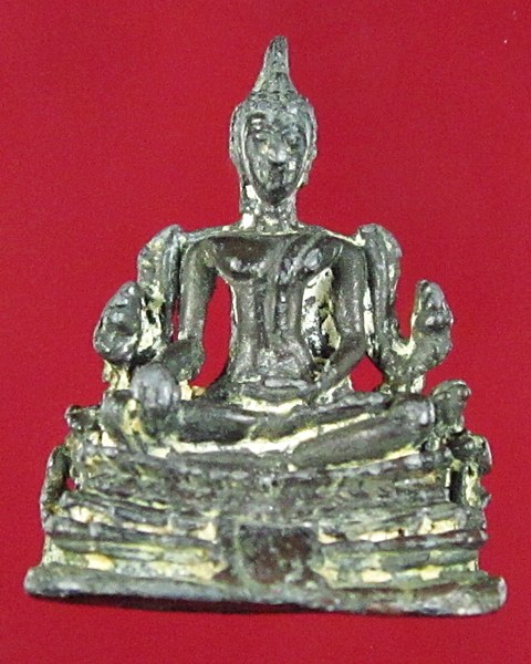 วัดใจครับ เคาะเดียวแดง ได้แค่ไหนเอาเท่านั้น พระหล่อเนื้อสำริด