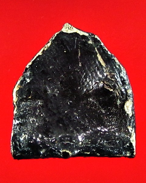 วัดใจครับ เคาะเดียวแดง ได้แค่ไหนเอาเท่านั้น พระเนื้อผงจุ่มรักไม่ทราบทีครับ