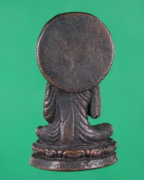 วัดใจครับ เคาะเดียวแดง ได้แค่ไหนเอาเท่านั้น พระกริ่งปางปฐมเทศนา เนื้อทองแดงไม่ทราบที่ครับ