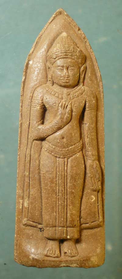 พระร่วง หลังรางปืน เนื้อผง