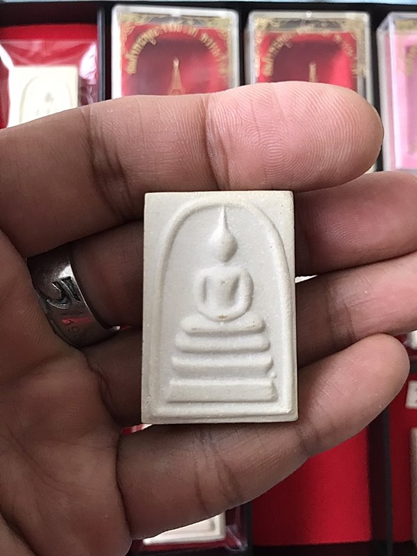 พระสมเด็จ สมเด็จพุฒาจารย์ (โต พรหมรังสี) วัดใหม่อมตรส บางขุนพรหมกรุงเทพฯ พิมพ์ใหญ่จัมโบ้ 18 ปี2539