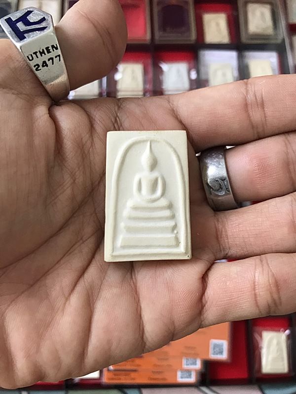 พระสมเด็จ สมเด็จพุฒาจารย์ (โต พรหมรังสี) วัดใหม่อมตรส บางขุนพรหมกรุงเทพฯ พิมพ์ใหญ่จัมโบ้ 21 ปี2539