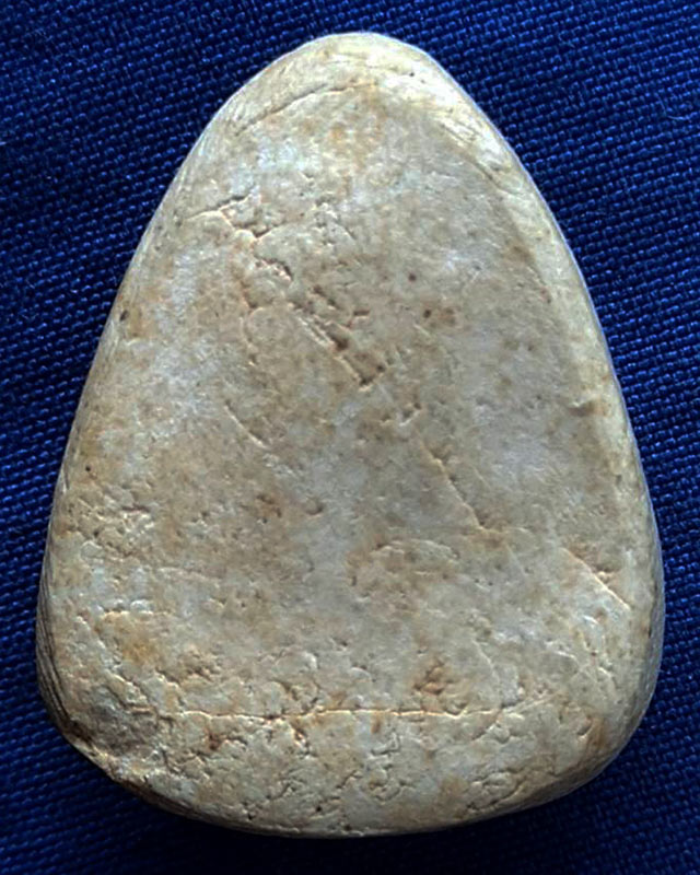 พระปิดตา เนื้อผง สูง 2.3 ซ.ม. พระบ้านเก่าเก็บ 