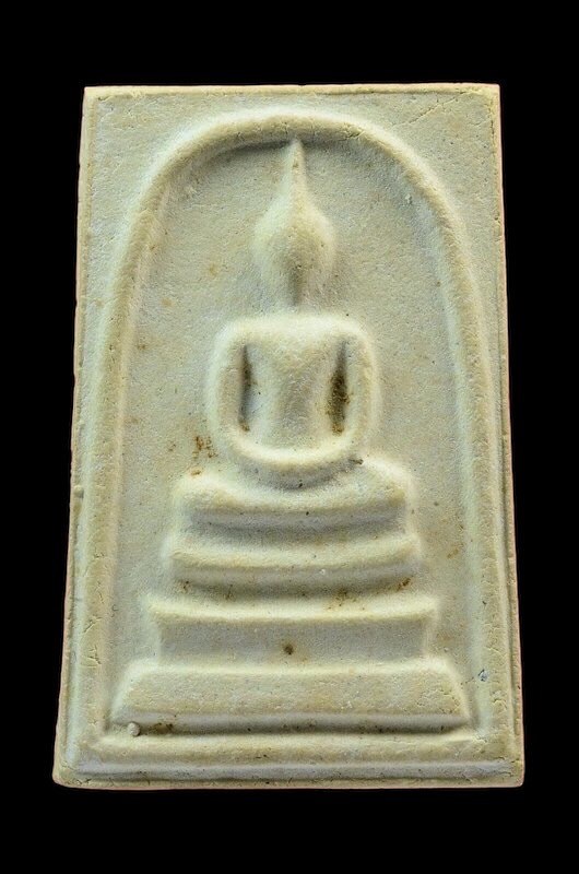 พระสมเด็จอนุสรณ์101ปี สมเด็จพุฒาจารย์(โต พรหมรังสี) วัดใหม่อมตรส กรุงเทพฯเนื้อผงพิมพ์ใหญ่3จุด ปี2517