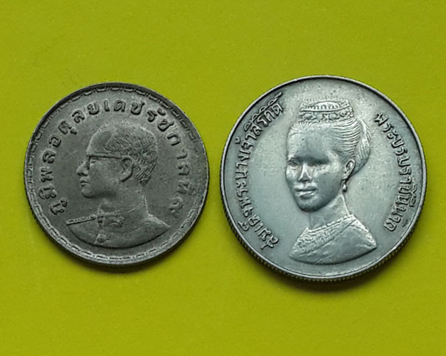 เหรียญกษาปณ์ 1 บาท ในหลวงรัชกาลที่ 9 (พิธีแรกนาขวัญ) เหรียญกษาปณ์ 5 บาท สมเด็จพระราชินี (CERES)