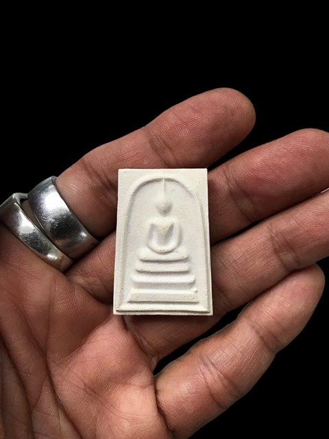 พระสมเด็จ สมเด็จพุฒาจารย์ (โต พรหมรังสี) วัดใหม่อมตรส บางขุนพรหมกรุงเทพฯ พิมพ์ใหญ่นิยม 27 ปี2539