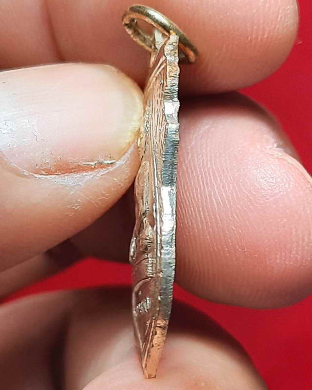 เหรียญหลวงพ่อขาว ค่ายจิรประวัติ นครสวรรค์ปี 2508 หลวงพ่อพรหมและหลวงพ่อกันร่วมปลุกเสก