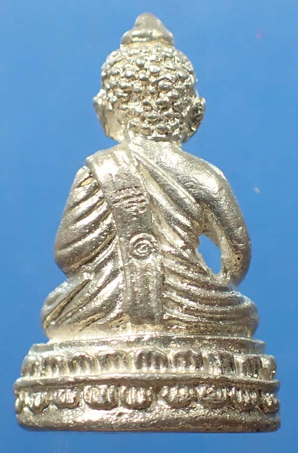 พระชัยวัฒน์ เนื้อเงิน หลวงพ่อรวย วัดท่าเรือ ระยอง สวยกริ๊บ+บัตรรับรองพระแท้*75