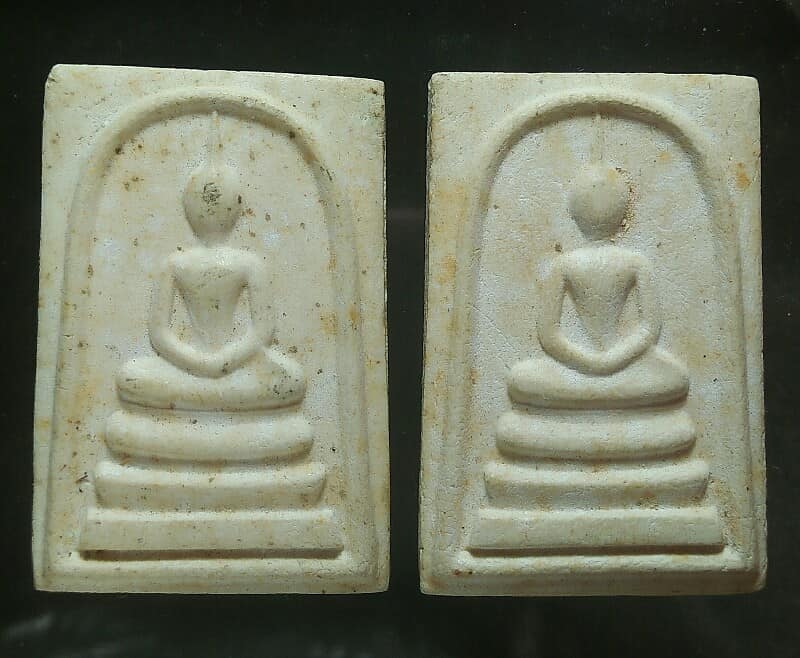 พระสมเด็จที่ระลึกฝังลูกนิมิต วัดคลองตาทัย ระยอง 2 องค์