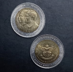 เหรียญ 10 บาท สองสีที่ระลึก ครบ 100 ปี ธนาคารไทยแห่งแรก ธ.ไทยพาณิชย์ ปี พ.ศ. 2550