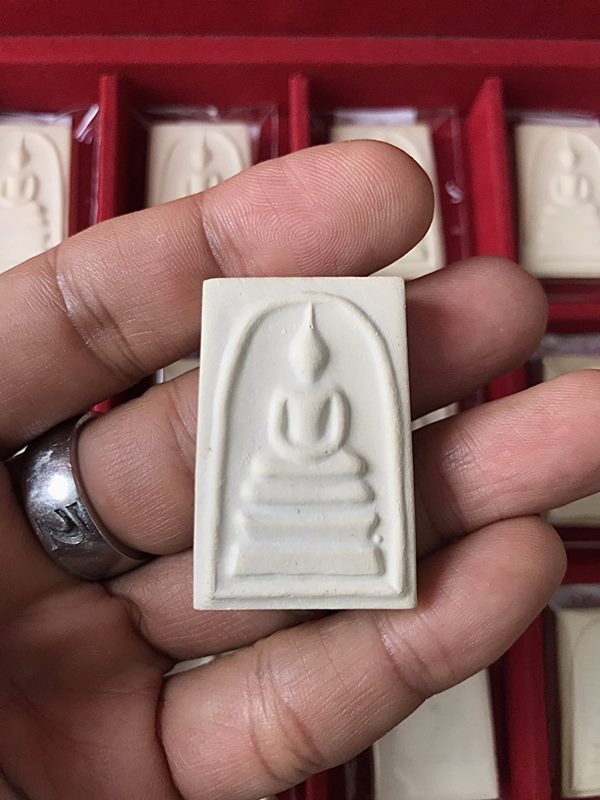 พระสมเด็จ สมเด็จพุฒาจารย์ (โต พรหมรังสี) วัดใหม่อมตรส บางขุนพรหมกรุงเทพฯ พิมพ์ใหญ่จัมโบ้ 11 ปี2539