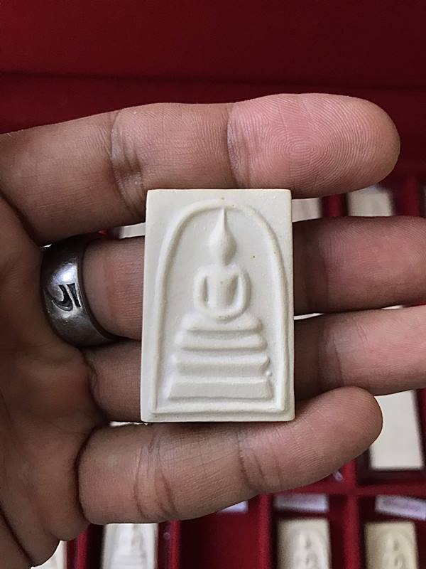 พระสมเด็จ สมเด็จพุฒาจารย์ (โต พรหมรังสี) วัดใหม่อมตรส บางขุนพรหมกรุงเทพฯ พิมพ์ใหญ่จัมโบ้ 12 ปี2539