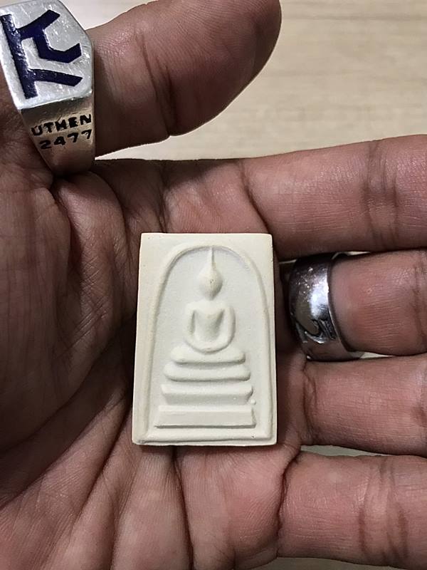 พระสมเด็จ สมเด็จพุฒาจารย์ (โต พรหมรังสี) วัดใหม่อมตรส บางขุนพรหมกรุงเทพฯ พิมพ์ใหญ่จัมโบ้ 32 ปี2539