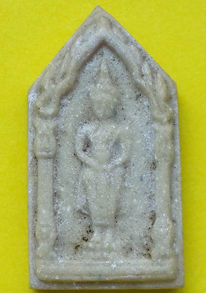 พระเนื้อผงปางอุ้มบาตร วัดพระพุทธบาท จ.สระบุรี ปี 2527