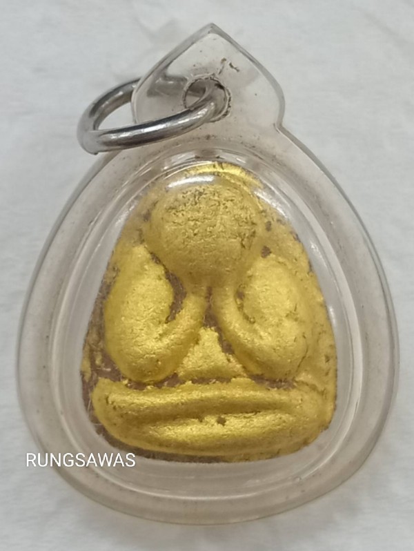 พระปิดตาเจ้าคุุณวิเชียร วัดเครือวัลย์ พิมพ์หน้าแก้ว หลังยันต์ อุณาโลม ปิดทองกรรมการ