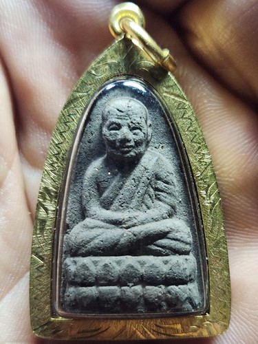 วัดเอี่ยมวรนุช กทม พระหลววพ่อทวด หลังยันต์ รุ่น 999  ปี2541 อ.นอง วัดทรายขาว ปลุกเสก