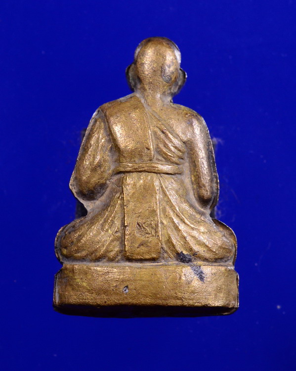 รูปหล่อปั๊มหลวงพ่อคำ วัดหนองแก ประจวบคีรีขันธ์ รุ่น2