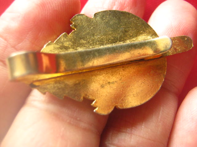 แหนบองค์พระปฐมเจดีย์ นครปฐม กะไหล่ทองลงยา 