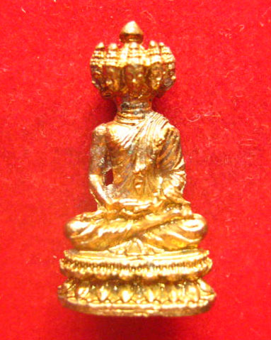 เศรษฐีนวโกฏิ สวยไม่ทราบที่ น่าบูชาครับ