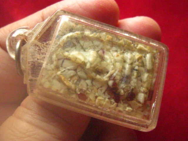 พระสมเด็จเนื้อเรซิ่น มวลสารมงคล สวยไม่ทราบที่