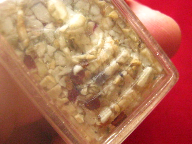 พระสมเด็จเนื้อเรซิ่น มวลสารมงคล สวยไม่ทราบที่