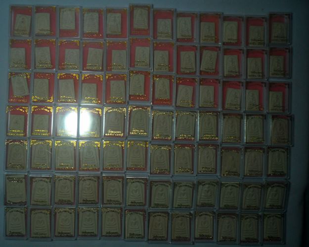 หลวงพ่อแพ วัดพิกุลทอง สิงห์บุรี 100องค์ (มี2พิมพ์พิมพ์ละ50องค์)
