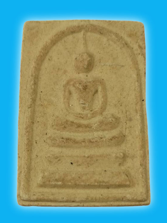 พระสมเด็จ รุ่นอายุ 100 ปี หลังภาพถ่าย หลวงปู่เจือ วัดหนองแผ่นดิน กำแพงเพชร