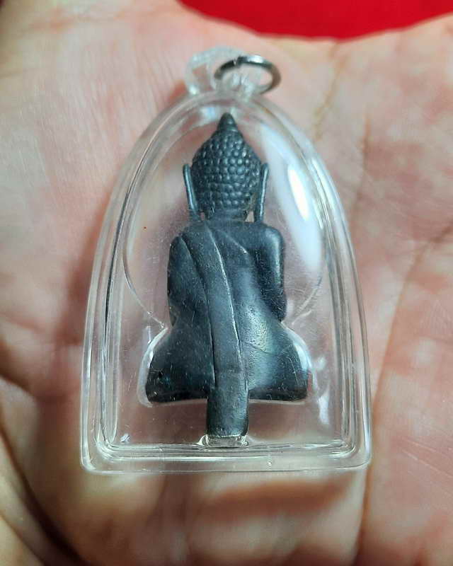 พระยอดธงเนื้อโลหะผสมรมดำเดิมๆไม่ทราบที่