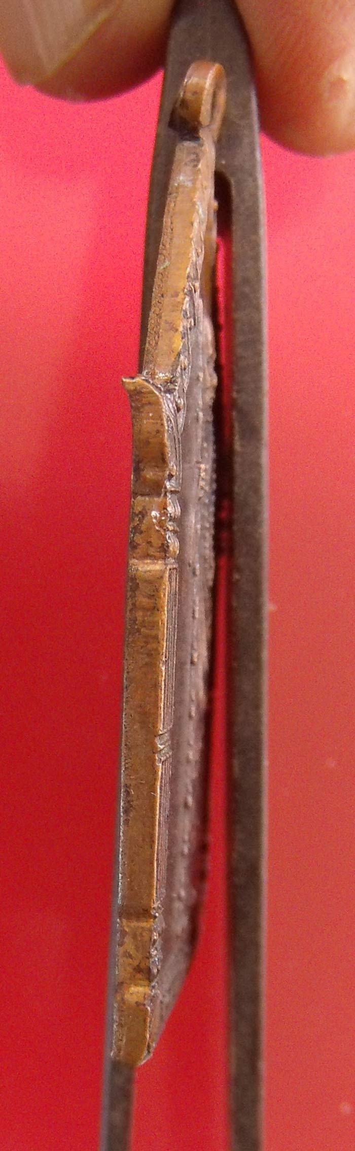 เหรียญห้าเหลี่ยมถือไม้เท้าหนักหมื่น( 12 กิโลกรัม) หลวงพ่อพิบูลย์ วัดพระแท่น พิบูลย์รักษ์ จ.อุดร