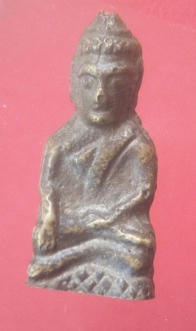  พระชัยวัฒน์พิมพ์เศียรลาย หลวงพ่อพรหมสร(รอด) วัดบ้านไพ นครราชสีมา