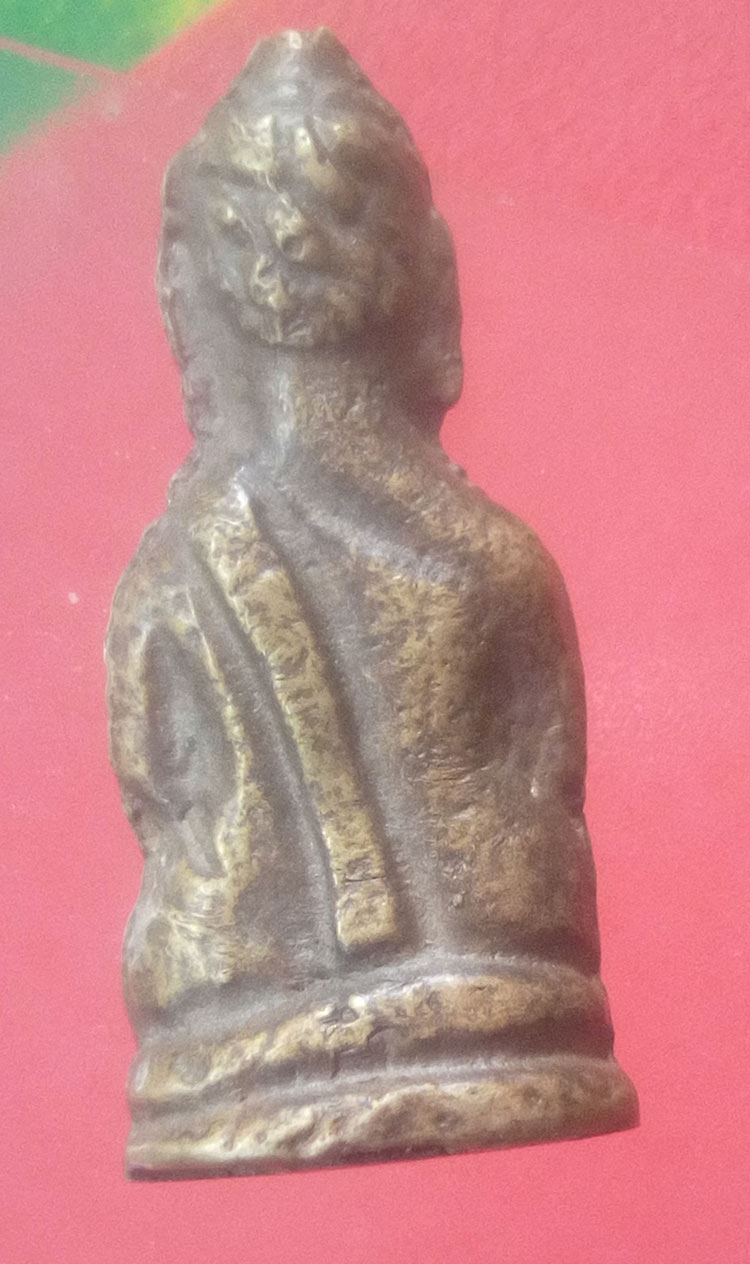  พระชัยวัฒน์พิมพ์เศียรลาย หลวงพ่อพรหมสร(รอด) วัดบ้านไพ นครราชสีมา