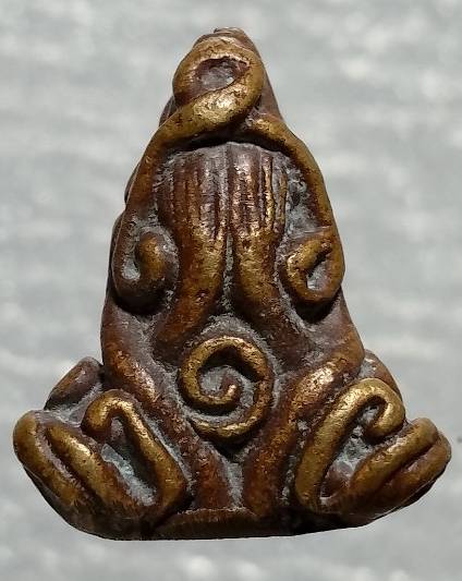 พระปิดตา เนื้อทองผสม 