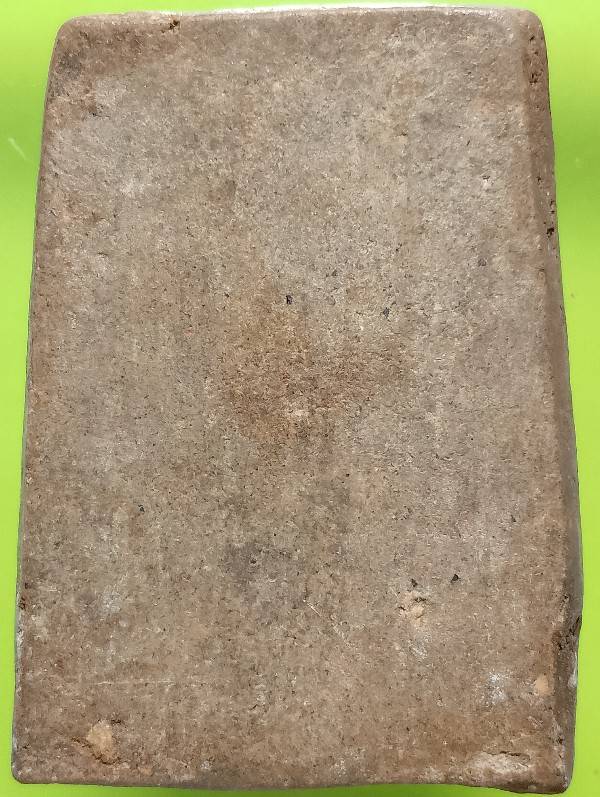 พระสมเด็จ เนื้อผงน้ำมัน 