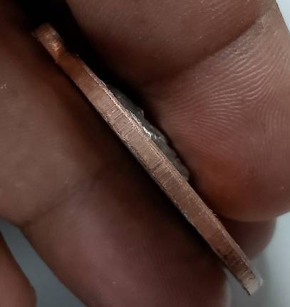 เหรียญรุ่น ชนะจน หลวงปู่จื่อ วัดเขาตาเงาะอุดมสมพร ชัยภูมิ +กล่อง