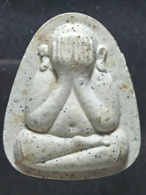 พระปิดตา หลวงปู่เลิศ วัดชุมพลฯ  บางปะอิน อยุธยา