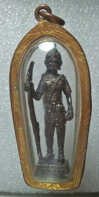 รูปหล่อเจ้าพ่อพระวอ  จ. ตาก เลี่ยมไมค่อน 