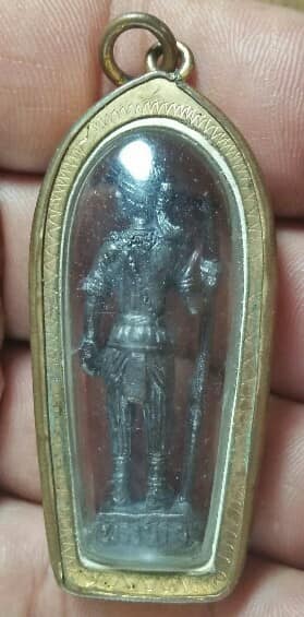 รูปหล่อเจ้าพ่อพระวอ  จ. ตาก เลี่ยมไมค่อน 