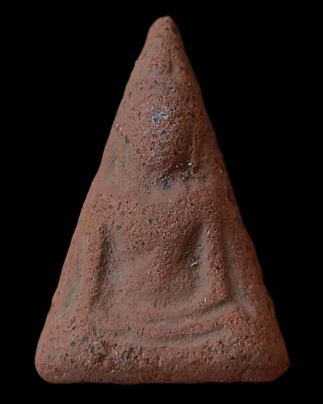 นางพญาเนื้อดิน สูง 3 ซ.ม.เศษ ไม่ทราบที่ พระบ้านเก่าเก็บ หลายสิบปี