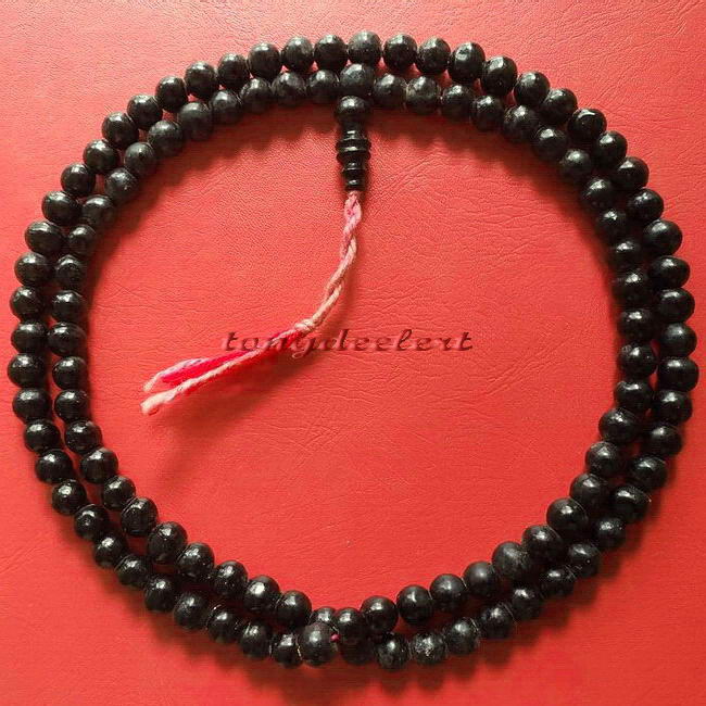 ประคำผงว่านเกสร 108 รุ่นแรก หลวงพ่ออุตตมะ วัดวังก์วิเวการาม จ.กาญจนบุรีค่ะ