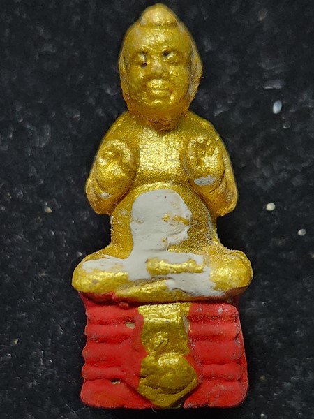 วัดสามง่าม นครปฐม กุมารทองพกพา หลวงปู่แย้ม ฐานกระต่าย  รุ่น สมบูรณ์ทรัพย์ 100 ปี    2557