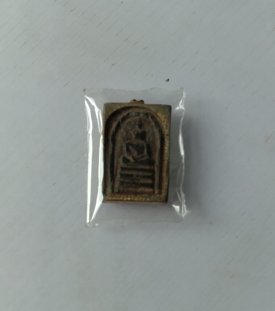 พระคะแนนไม้งิ้วดำแกะ