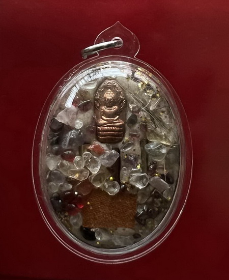 ล็อกเก็ต จัมโบ้ (ฉากสีทอง) ปางประทานพร เสาร์ 5 ปี 39  หลวงปู่สรวง เทวดาเดินดิน ด้านหลังอุดของวิเศษ