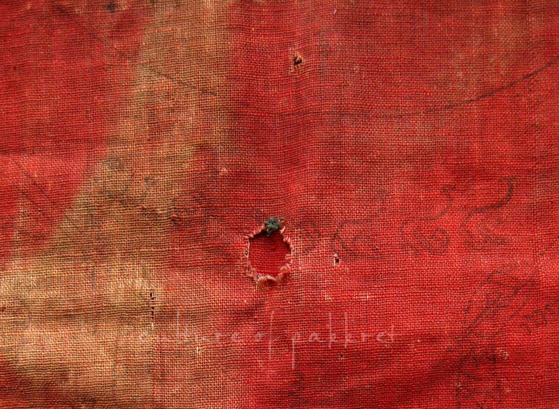 เสื้อยันต์แดง หลวงพ่อจาด จง คง อี๋ ปลุกเสก วัดชนะสงคราม (2261)