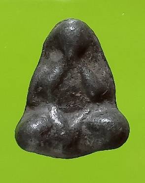 พระปิดตาเนื้อตะกั่วหลังจาร 