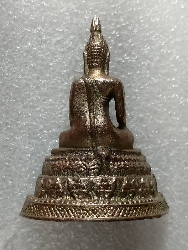 พระบูชา ขนาดตั้งหน้ารถ