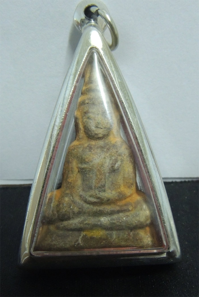 พระท่ากระดานพิมพ์กลาง นิยม สนิมแดงๆ